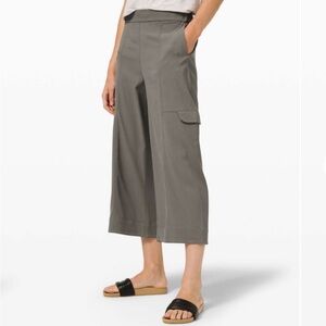 Lululemon metropolis maven wide leg cargo crop sz 6
